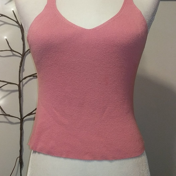 Pink Ribbed Tank Top - Picture 5 of 8